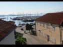 Apartmani Ena - near marina "Kornati": A1(4), A2(2) Biograd - Rivijera Biograd   - pogled (kuća i okolica)