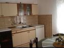 Apartmani Ivo - relaxing & comfortable: A1(4+1) Vrgada (Otok Vrgada) - Rivijera Biograd   - Apartman - A1(4+1): kuhinja