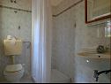Apartmani Brane - 150m from sea: A1(2+1), SA2(3), SA3(3), SA4(2), SA5(2), A6(2+1) Bol - Otok Brač   - kupaonica s toaletom