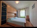 Apartmani Miljana - 40 m from beach: A1(4+1) Postira - Otok Brač   - Apartman - A1(4+1): spavaća soba