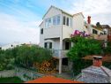 Apartmani Ita 1 - with nice garden: A1 Ita (4), A2 Mariana (4), A3 Ivan (4+2) Postira - Otok Brač   - kuća