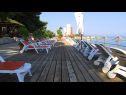 Apartmani Leana - great location and close to beach: A1(2+1) Supetar - Otok Brač   - plaža