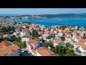 Apartmani Rina - 200 m from beach: A1(6) Okrug Donji - Otok Čiovo   - detalj