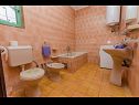 Apartmani Vinko - 80 m from beach: A1(4+2), A2(4+2) Okrug Gornji - Otok Čiovo   - Apartman - A1(4+2): kupaonica s toaletom