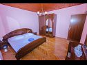 Apartmani Vinko - 80 m from beach: A1(4+2), A2(4+2) Okrug Gornji - Otok Čiovo   - Apartman - A2(4+2): spavaća soba