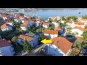 Apartmani Bozo - amazing terrace and sea view: A1(4) Okrug Gornji - Otok Čiovo   - kuća