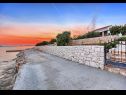 Kuća za odmor ReCa H(7+1) Okrug Gornji - Otok Čiovo  - Hrvatska - plaža