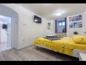 Apartmani Mario - 50 m from sea : A1(2+2) Novi Vinodolski - Rivijera Crikvenica   - Apartman - A1(2+2): spavaća soba
