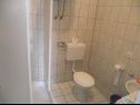 Apartmani Marija - seaview: A1(2+1), A2(4), A3(2), A4(6+2) Novi Vinodolski - Rivijera Crikvenica   - Apartman - A2(4): kupaonica s toaletom