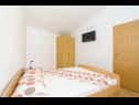 Apartmani i sobe Bari - 10 km from airport: A1(2), A2(2), R2(2), R3(2), R4(2) Kupari - Rivijera Dubrovnik   - Apartman - A2(2): spavaća soba
