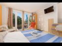 Apartmani Orange - garden terrace : SA1(2+1) Banjole - Istra   - kuća