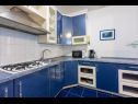 Apartmani Mila - in blue: A1(4+2), A2(5+1), A3(4+2) Banjole - Istra   - Apartman - A2(5+1): kuhinja