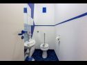 Apartmani Mila - in blue: A1(4+2), A2(5+1), A3(4+2) Banjole - Istra   - Apartman - A2(5+1): toalet