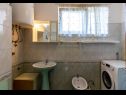 Apartmani Nadica - close to center A1(4) Fažana - Istra   - Apartman - A1(4): kupaonica s toaletom