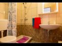  Nada - with private pool: SA1(2), SA2(2), A3(4) Fažana - Istra   - Apartman - A3(4): kupaonica s toaletom