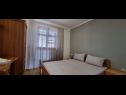 Apartmani Real - 10 m from sea : A7(2+2), A8(2+2) Medulin - Istra   - Apartman - A8(2+2): spavaća soba