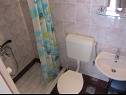 Apartmani Darko SA1(2) Malinska - Otok Krk   - kupaonica s toaletom