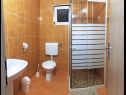 Apartmani PAna - 150 m from sea : A1(4), A2(4), A3(4), A4(4) Šilo - Otok Krk   - Apartman - A2(4): kupaonica s toaletom