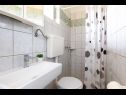 Apartmani SaMa A1(2+1) Vrbnik - Otok Krk   - Apartman - A1(2+1): kupaonica s toaletom