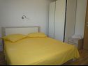 Apartmani Kate - 20m from the beach: A1(2+2), A2(2+2) Brist - Rivijera Makarska   - Apartman - A2(2+2): spavaća soba