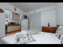 Apartmani Vlatko - affordable & cosy: SA1(4), SA2(2+2), SA3(2+2) Krvavica - Rivijera Makarska   - Studio apartman - SA1(4): spavaća soba