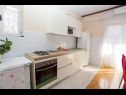 Apartmani Željko - spacious and affordable A1(6+2), SA2(2), SA3(2), SA4(2+1) Makarska - Rivijera Makarska   - Apartman - A1(6+2): kuhinja