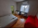 Apartmani Željko - spacious and affordable A1(6+2), SA2(2), SA3(2), SA4(2+1) Makarska - Rivijera Makarska   - Apartman - A1(6+2): spavaća soba