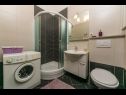 Apartmani Palmina - comfort apartment: A1 veliki (6),  A2 žuti (4+1), A3 lila (2), SA4 bijeli (2) Makarska - Rivijera Makarska   - Apartman -  A2 žuti (4+1): kupaonica s toaletom