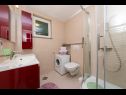Apartmani Palmina - comfort apartment: A1 veliki (6),  A2 žuti (4+1), A3 lila (2), SA4 bijeli (2) Makarska - Rivijera Makarska   - Studio apartman - SA4 bijeli (2): kupaonica s toaletom