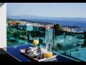 Apartmani Luxury - heated pool, sauna and gym: A1(2), A2(2), A3(4), A4(2), A5(4), A6(2) Makarska - Rivijera Makarska   - Apartman - A5(4): pogled na more