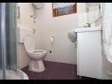 Apartmani Slađa - 150 m from beach: A1(4+1), A2(4+1) Jezera - Otok Murter   - Apartman - A1(4+1): kupaonica s toaletom