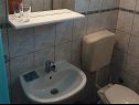 Apartmani Boro - sea view SA1(3), SA2(3), SA3(3) Dugi Rat - Rivijera Omiš   - Studio apartman - SA1(3): kupaonica s toaletom