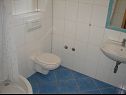 Apartmani VP SA2(2), A3(3), A4(2+3), A5(3), A6(2+2) Stanići - Rivijera Omiš   - Apartman - A4(2+3): kupaonica s toaletom