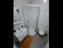 Apartmani Rina A1(4), A2(3), A3(3) Neviđane - Otok Pašman   - Apartman - A3(3): kupaonica s toaletom