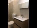 Apartmani i sobe Mila - yard: A1(4+1), R1(2+1), R2(2) Supetarska Draga - Otok Rab   - Apartman - A1(4+1): kupaonica s toaletom