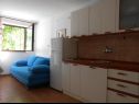 Apartmani Desy - free parking & BBQ: SA1(2+2), SA2(2+2), A3(4+2) Srima - Rivijera Šibenik   - Studio apartman - SA2(2+2): kuhinja