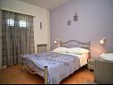 Apartmani Mila - family friendly & comfortable: A1 (6+1) Vodice - Rivijera Šibenik   - Apartman - A1 (6+1): spavaća soba