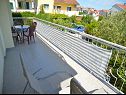Apartmani Mila - family friendly & comfortable: A1 (6+1) Vodice - Rivijera Šibenik   - Apartman - A1 (6+1): terasa