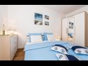 Apartmani Big blue - terrace lounge: A1(4) Vodice - Rivijera Šibenik   - Apartman - A1(4): spavaća soba