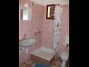 Kuća za odmor Ina - peaceful H Pierida (8+4) Stomorska - Otok Šolta  - Hrvatska - H Pierida (8+4): kupaonica s toaletom