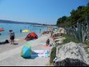 Apartmani Jurica - 100 m from sea: A1(4+2), SA2(2), A3(2+2) Kaštel Novi - Rivijera Split   - plaža