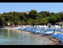 Apartmani Vini- beautiful garden and terrase A4(4+2) Podstrana - Rivijera Split   - plaža
