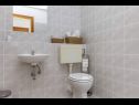 Apartmani Jurmar - with terrace : A1(4+2)  Split - Rivijera Split   - Apartman - A1(4+2) : kupaonica s toaletom