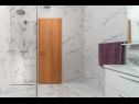 Apartmani Lux 2 - heated pool: A2(4+2), A3(4+2) Marina - Rivijera Trogir   - Apartman - A3(4+2): kupaonica s toaletom