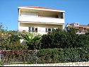 Apartmani Laura - 20m from the sea A4(6) Trogir - Rivijera Trogir   - kuća