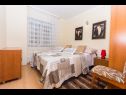 Apartmani Mare - near city center A1 (4+1), A2 (2+1), A3 (2+1) Trogir - Rivijera Trogir   - Apartman - A1 (4+1): spavaća soba