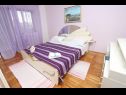 Apartmani Mare - comfortable apartment : A1(5), A2(5) Trogir - Rivijera Trogir   - Apartman - A2(5): spavaća soba