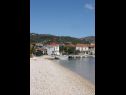 Kuća za odmor Dinko - 20 m from sea: H(4+1) Vinišće - Rivijera Trogir  - Hrvatska - plaža