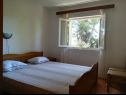 Apartmani Igi - in the beach camp: A1 Porat (6), A2 Porat(6) Sušica - Otok Ugljan   - Apartman - A1 Porat (6): spavaća soba