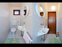 Apartmani Julijana - economy apartment A1(6) Bibinje - Rivijera Zadar   - Apartman - A1(6): toalet